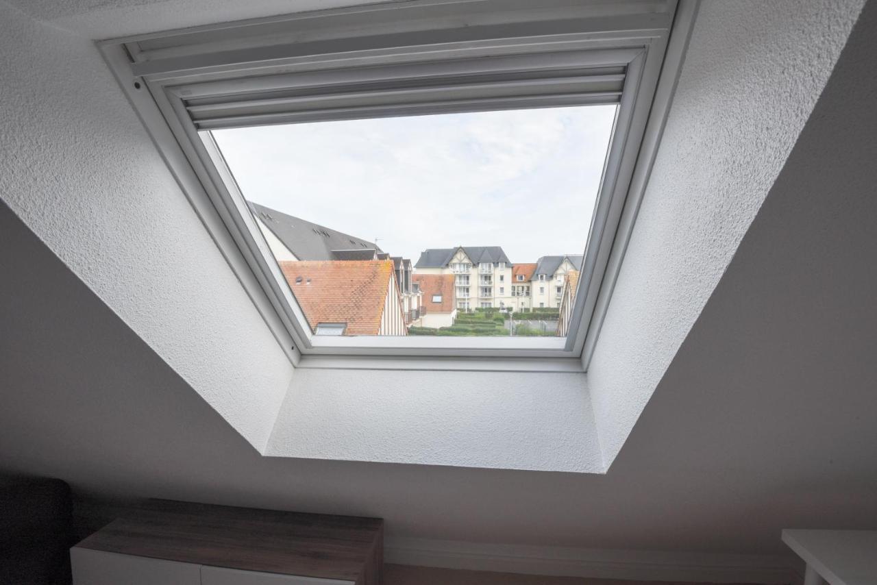 Le Voilier Appartement Courseulles-sur-Mer Buitenkant foto